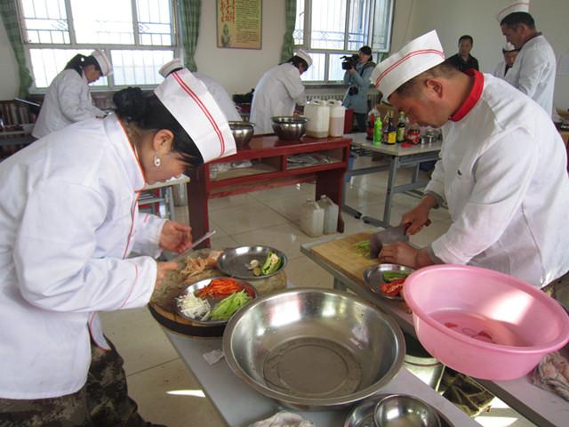 济南中式烹饪培训机构哪个好点?